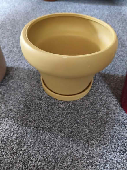 Photo of free Any Pots (Grace Mount EH16) #3