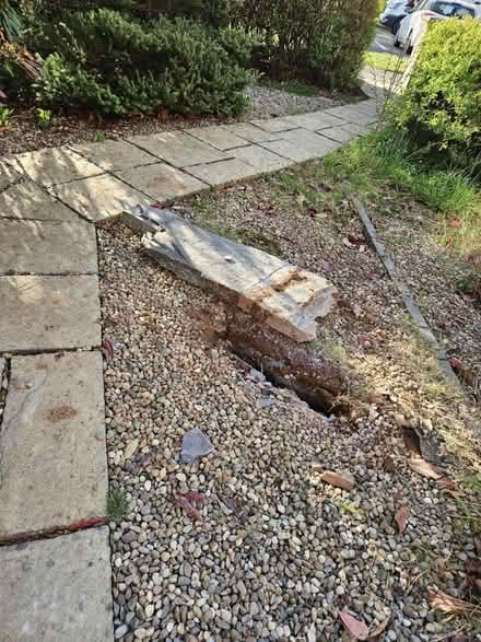 Photo of free Large piece of slate (Kenilworth CV8) #1