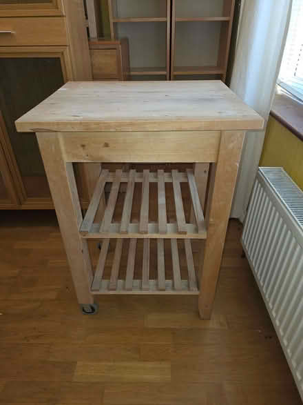 Photo of free Mobile chopping board (Quinton B62) #3