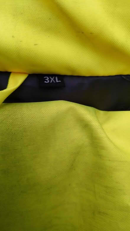 Photo of free Hi Vis (BD13) #2