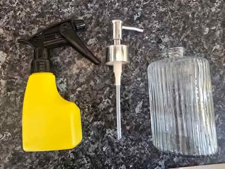 Photo of free Soap dispenser and spay (IG6 3s) #3