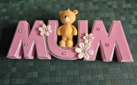 Photo of free Mum And Bear Ornament (Handforth SK9) #1