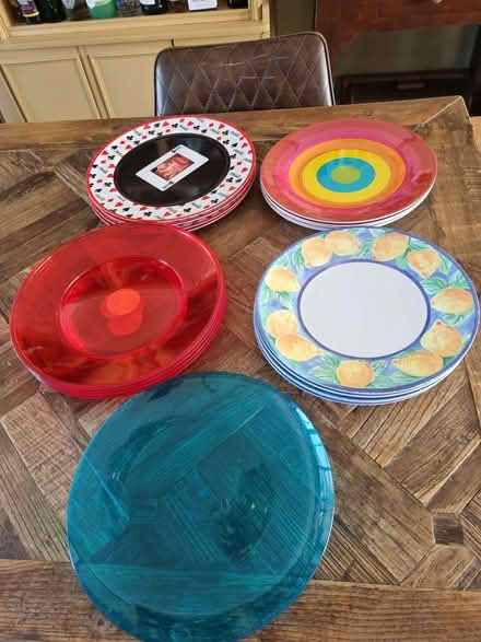 Photo of free 20 melamine dinner plates (Enfield EN1) #1