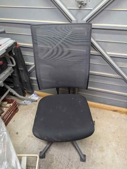 Photo of free Office/computer chair (Stonehouse) #1