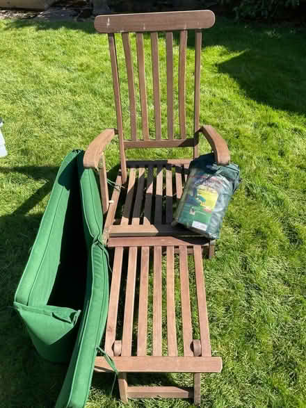 Photo of free Recliner steamer garden chair (Bracknell RG12) #3