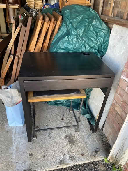 Photo of free Desk (OX5) #2