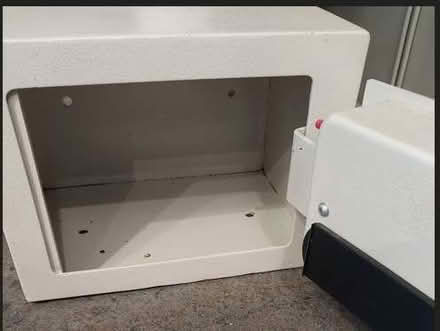 Photo of free Small electronic safe (Warkton NN16) #2