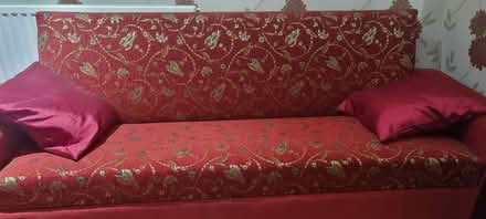 Photo of free settees/sofa (Bradford,BD9) #1