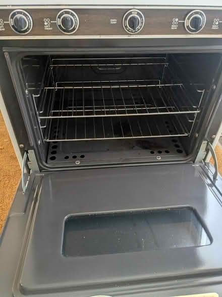Photo of free All gas range (San Mateo - 26th & Alameda) #2