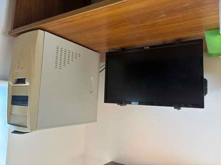 Photo of free Windows pc (West st Leonard’s TN38) #1