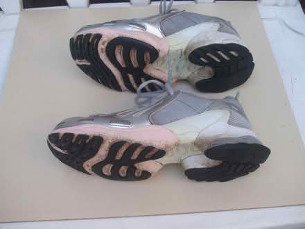 Photo of free Adidas ladies trainers (Stretford M32) #4
