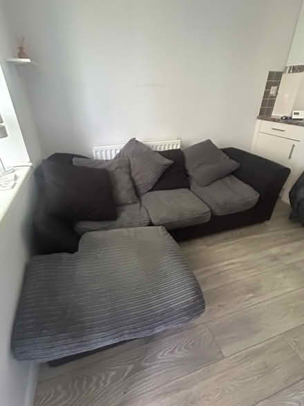 Photo of free L shaped sofa (rh107fn crawley) #1