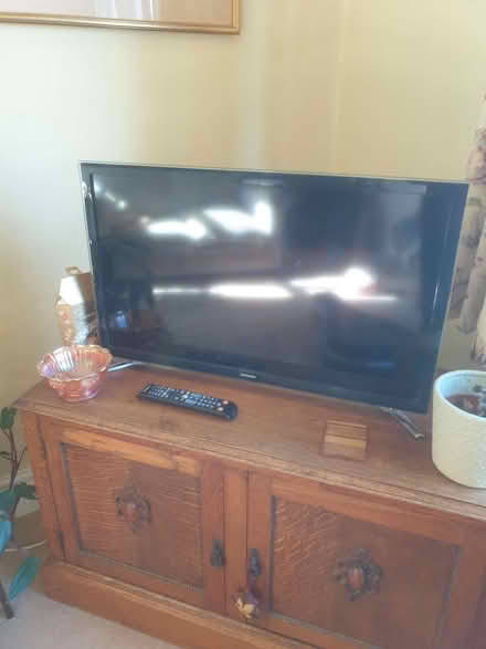 Photo of free 32inch Tv (Barlaston ST12) #2