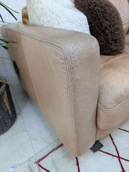 Photo of free leather 3 seater sofa 225x95 (Alexandria) #4
