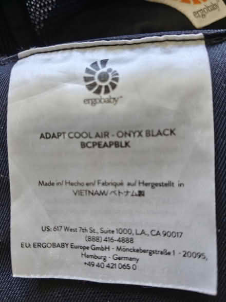 Photo of free Ergobaby carrier (like new) (Kilburn Park) #3