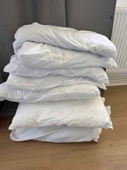 Photo of free 7 x pilllows from smoke free home (N10 1AS) #1