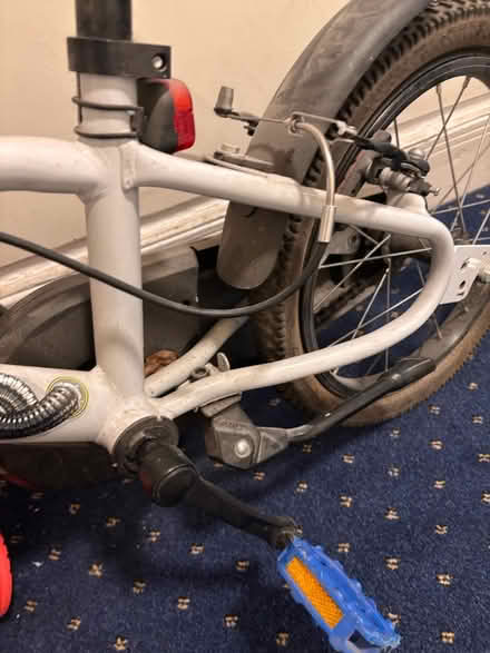 Photo of free Btwin kids bike - needs repair (NW8 St Edmunds Terrace) #2