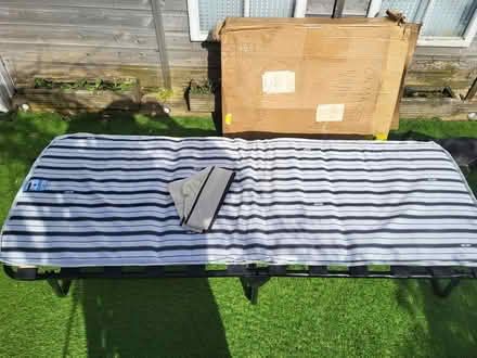 Photo of free Single bed (L36) #3