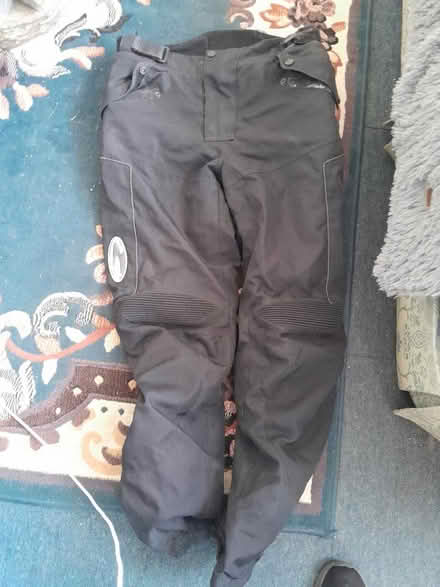 Photo of free MC jacket / trousers (Sidcup DA14) #2