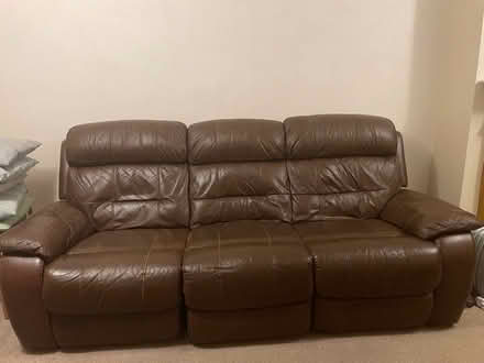 Photo of free Recliner 3 seater sofa (Hanworth TW13) #1