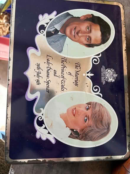 Photo of free Paints & felt ones (Rubery B45) #2