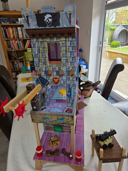 Photo of free Pirate base (wooden) (Loughton MK5) #3