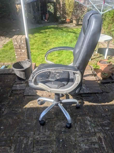 Photo of free Very comfy office chair (Horsham Park) #2