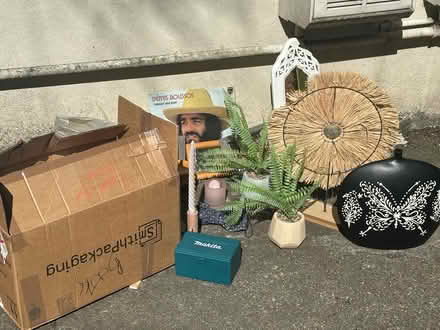 Photo of free Box of random house bric a brac (SE5) #1