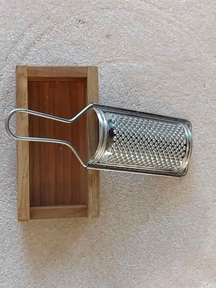 Photo of free Cheese grating kit (SW11 Battersea) #2