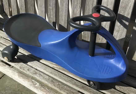 Photo of free 2 Wiggle Cars and Child's Scooter (BR6) #2