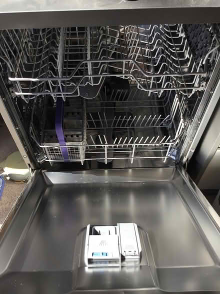 Photo of free Dishwasher (Wellington TF1) #2
