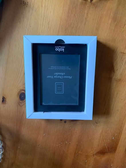 Photo of free E reader (Calne SN11) #2