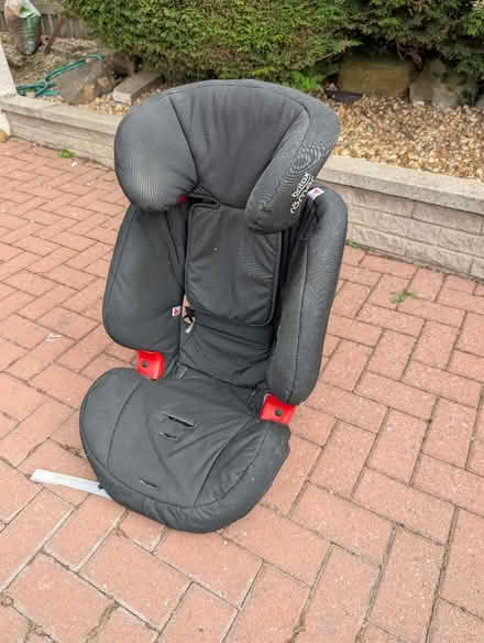 Photo of free Britax romer child car seat (Barnton EH4) #1