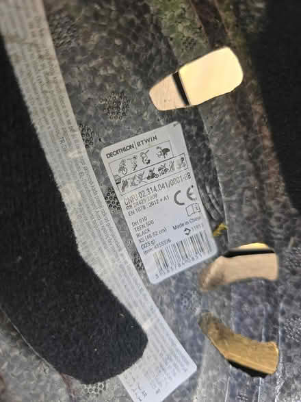 Photo of free Kids helmet (Brize Norton OX18 1px) #2