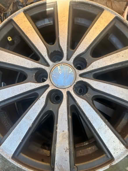 Photo of free Wheel things (Bow E3) #1