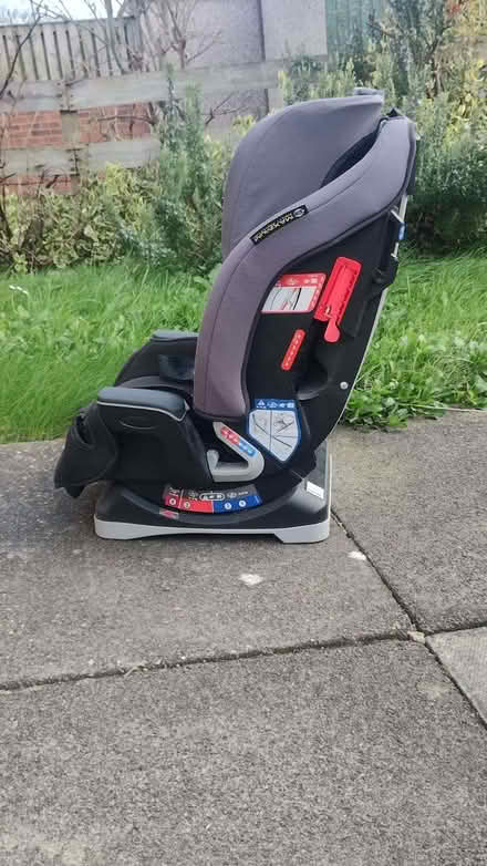 Photo of free Child's car seat (Leeds LS14) #3