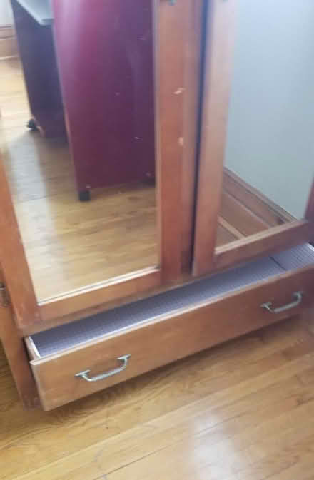 Photo of free Wardrobe w mirror (Annex) #3