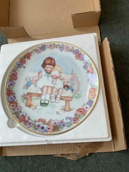 Photo of free Memories of Yesterday plate (Limbury LU3) #1
