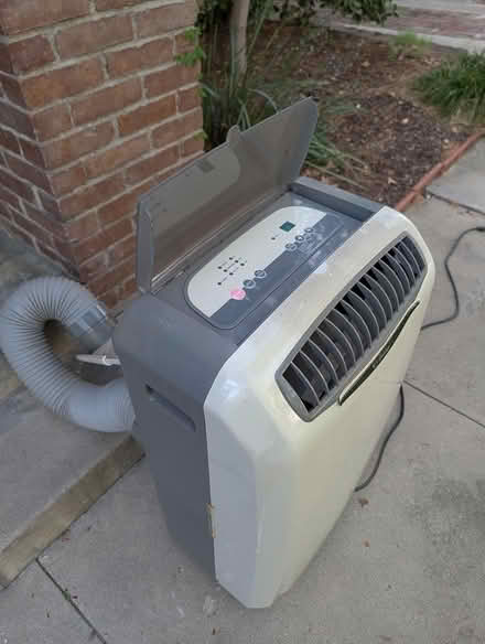 Photo of free Air Conditioner (South Pasadena) #2