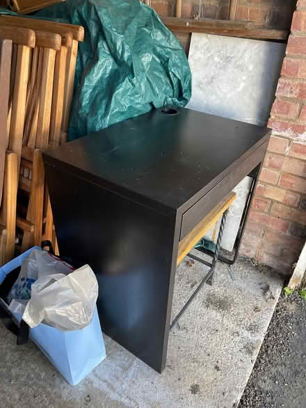 Photo of free Desk (OX5) #1