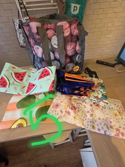 Photo of free Selection of resuable bags. (Malvern Link WR14) #4