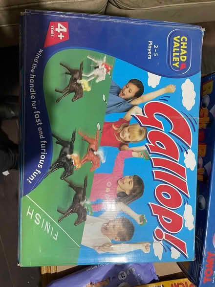 Photo of free Gallop, horse race game (Mitcham CR4) #1