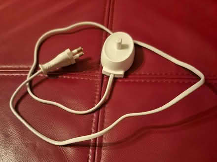 Photo of free Oral B Toothbrush Charger (CT4) #1