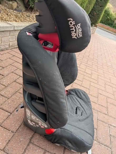 Photo of free Britax romer child car seat (Barnton EH4) #4