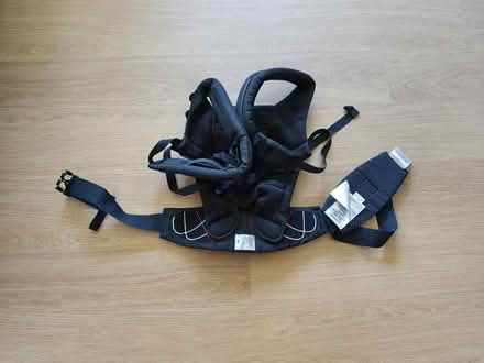 Photo of free Ergobaby carrier (like new) (Kilburn Park) #2