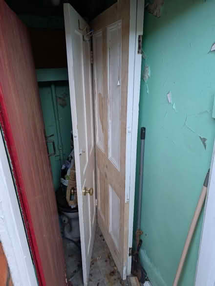 Photo of free 3 internal doors (Pr97qn PR9) #2