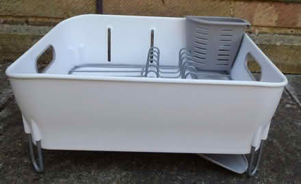 Photo of free simplehuman White/Grey Kitchen Dish Drainer (Goldsworth Park GU21) #2