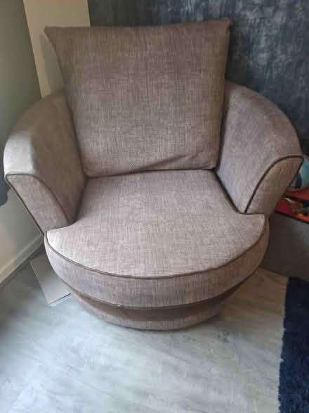Photo of free 3 seater sofa and cuddle chair (Burngreave S4) #2
