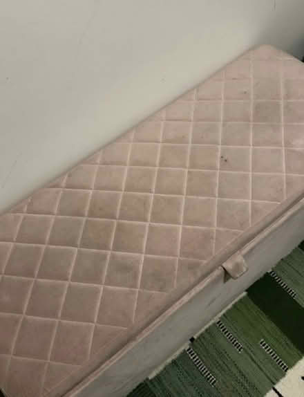 Photo of free Pink velvet ottoman (Newington Green N16) #2