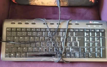 Photo of free USB Keyboard (Thatcham RG19) #1